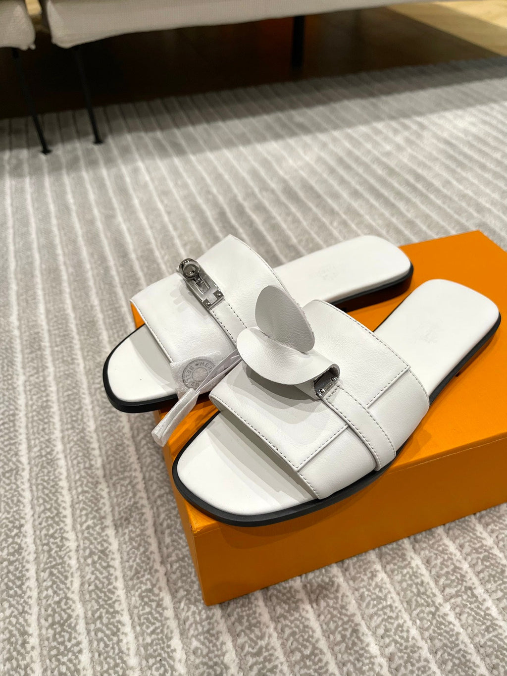 HERMES GABRIEL SANDAL WHITE CALFSKIN