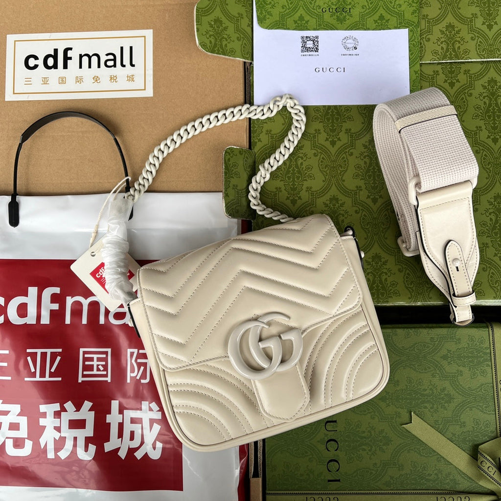 GUCCI MARMONT QUILTED SHOULDER BAG 18 IN WHITE CALFSKIN