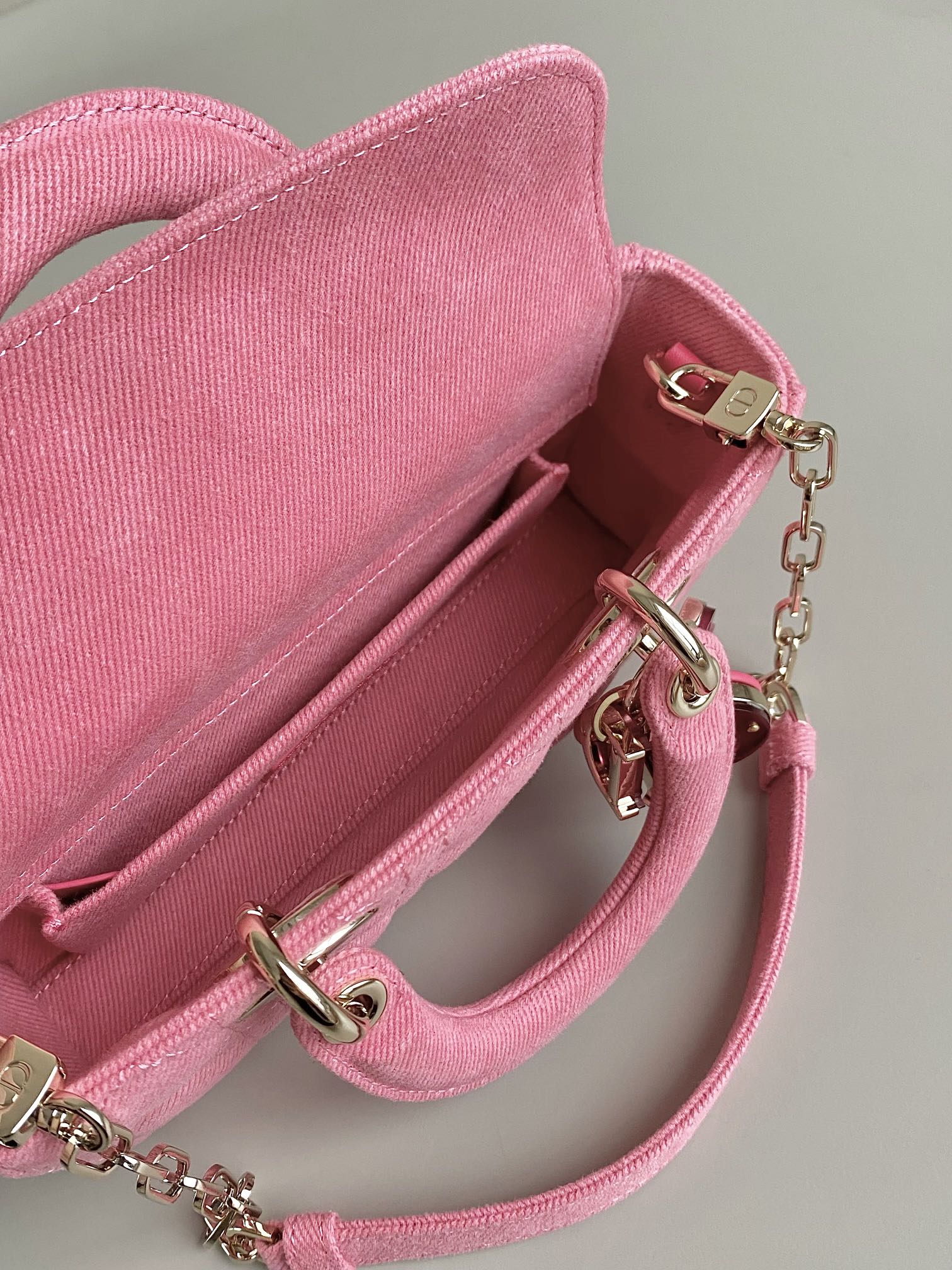DIOR D-JOY BAG 22 IN HOT PINK MACROCANNAGE DENIM