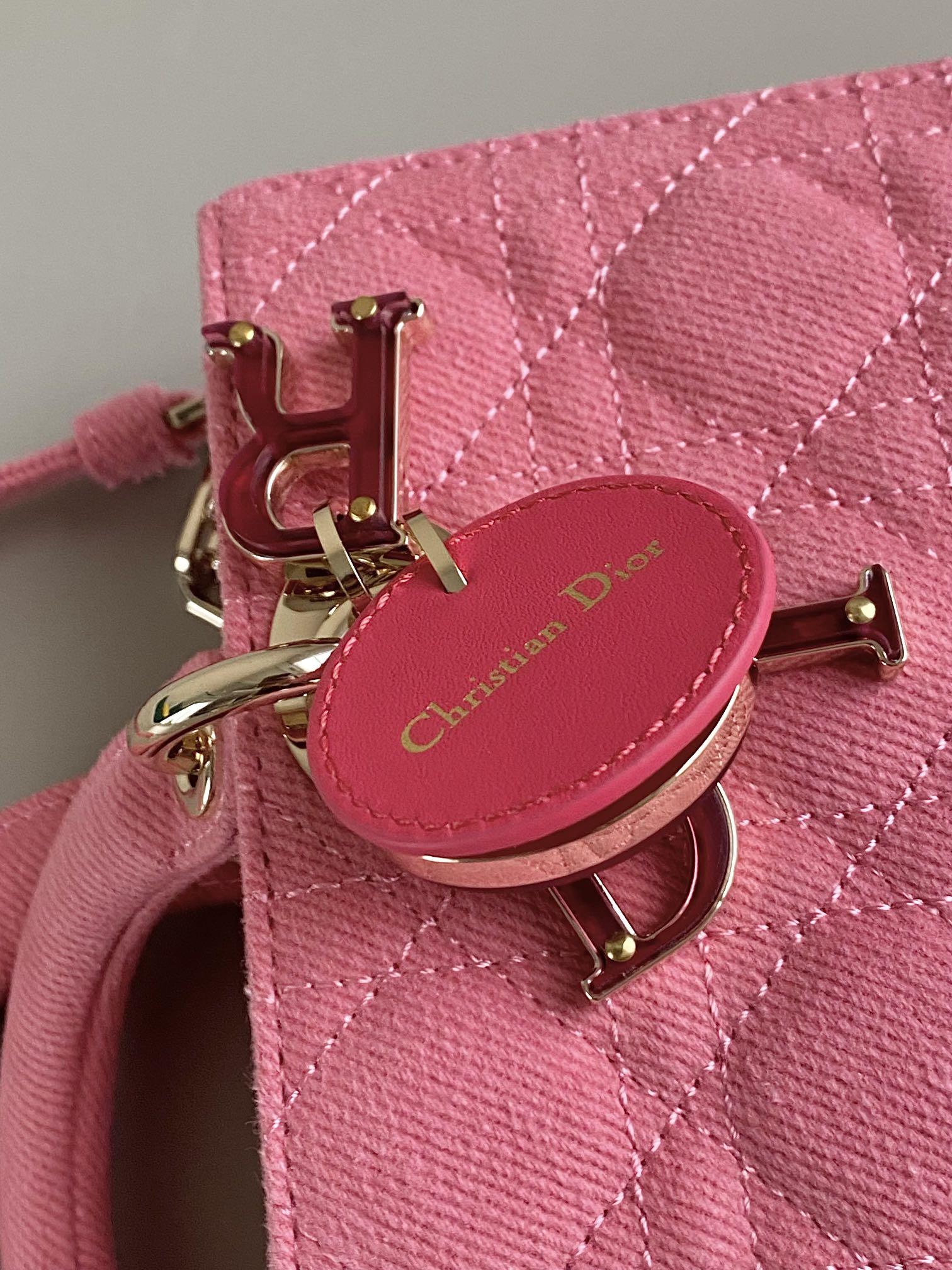 DIOR D-JOY BAG 22 IN HOT PINK MACROCANNAGE DENIM