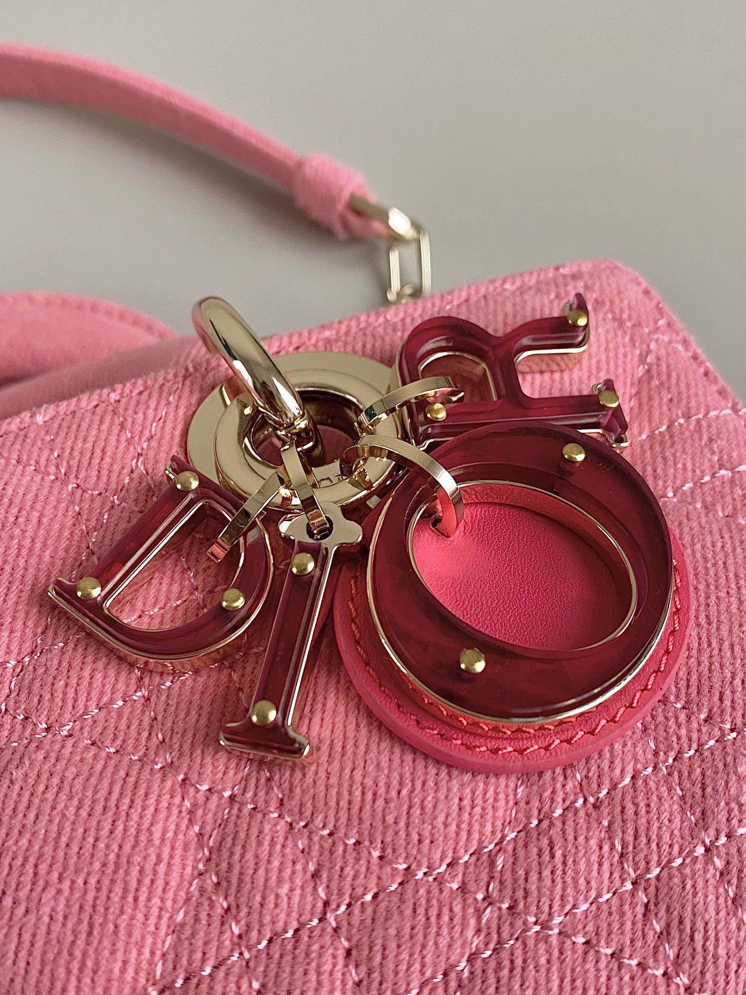 DIOR D-JOY BAG 22 IN HOT PINK MACROCANNAGE DENIM