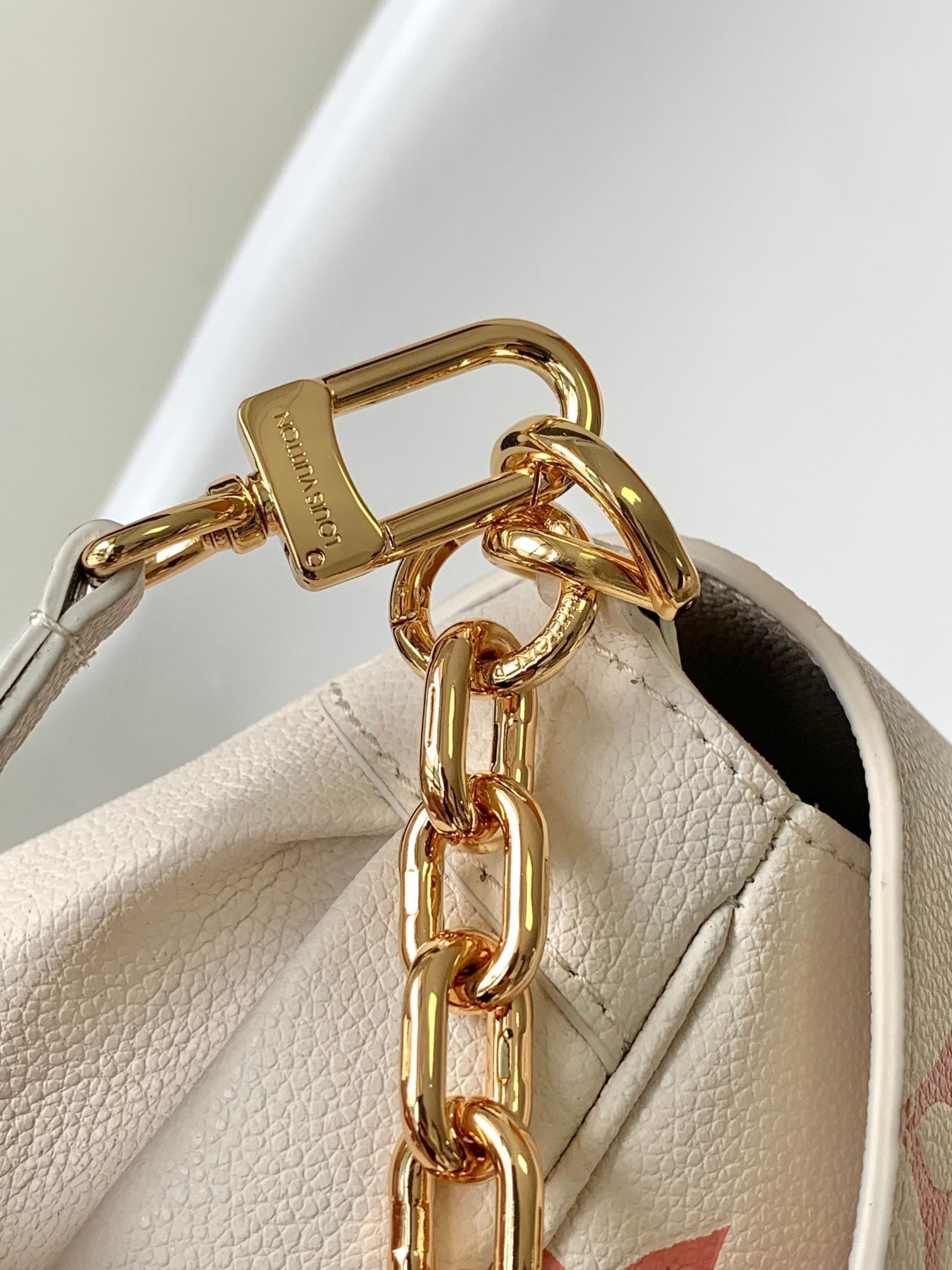 LOUIS VUITTON FAVORITE BAG 24 IN BEIGE MIX PINK MONOGRAM SOFT GRAINED COWHIDE