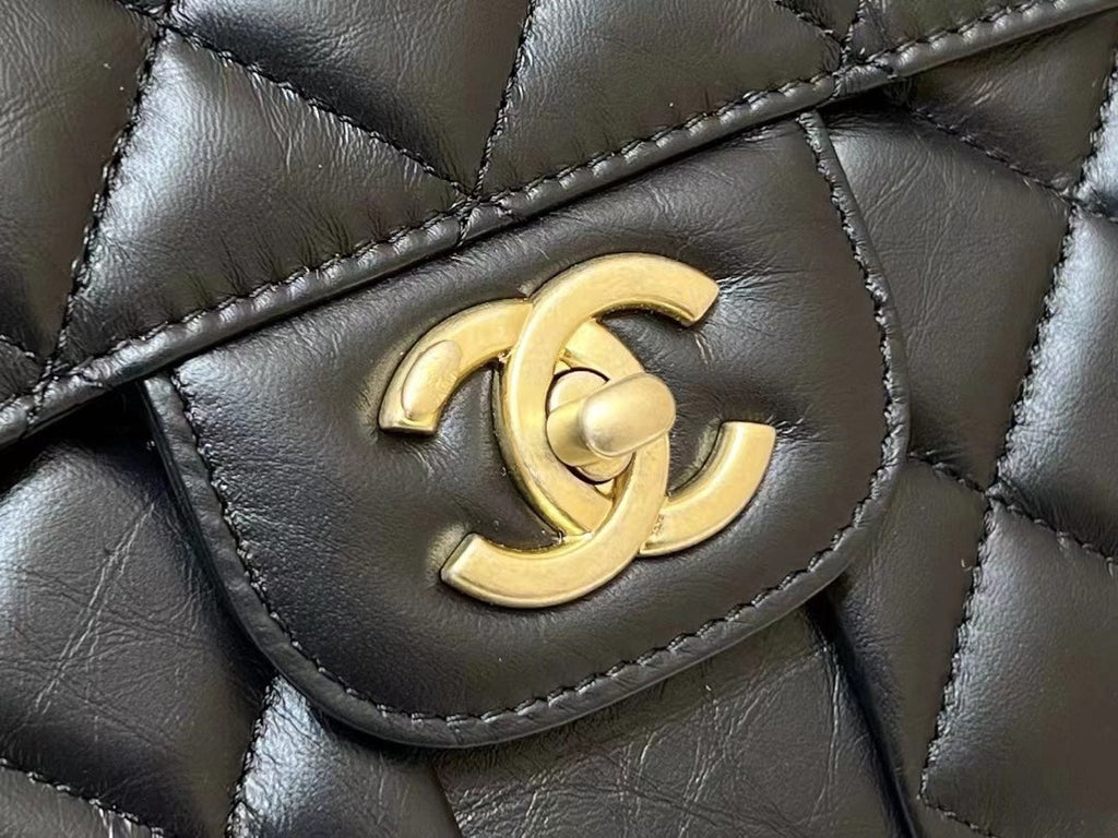 CHANEL 25S  MEDIUM FLAP BAG 25 IN BLACK CALFSKIN GOLD HARDWARE