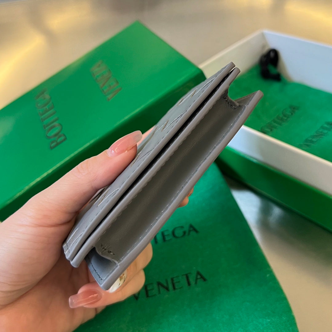 BOTTEGA VENETA INTRECCIATO BUSINESS 11 GRAY CALFSKIN CARD CASE