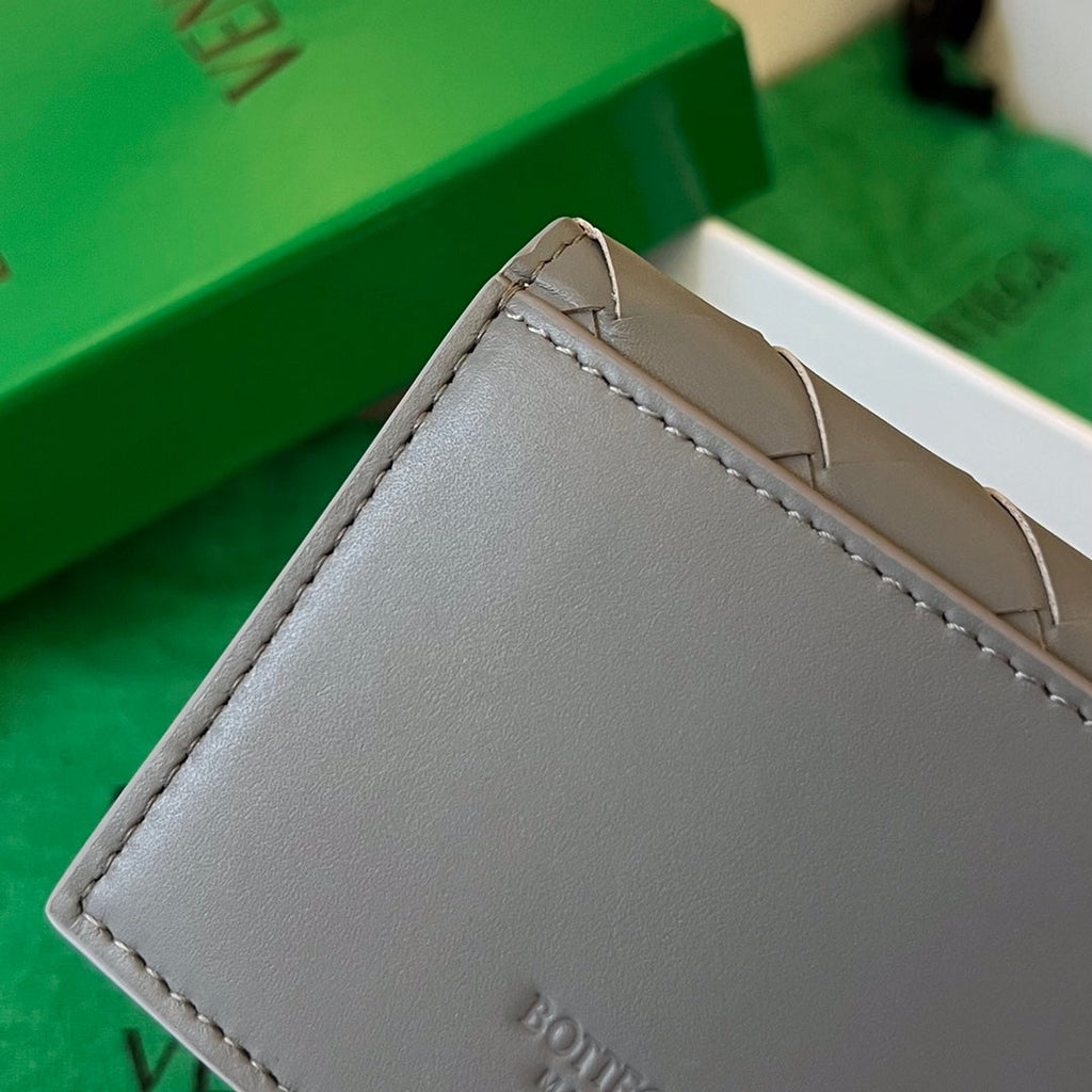 BOTTEGA VENETA INTRECCIATO BUSINESS 11 GRAY CALFSKIN CARD CASE