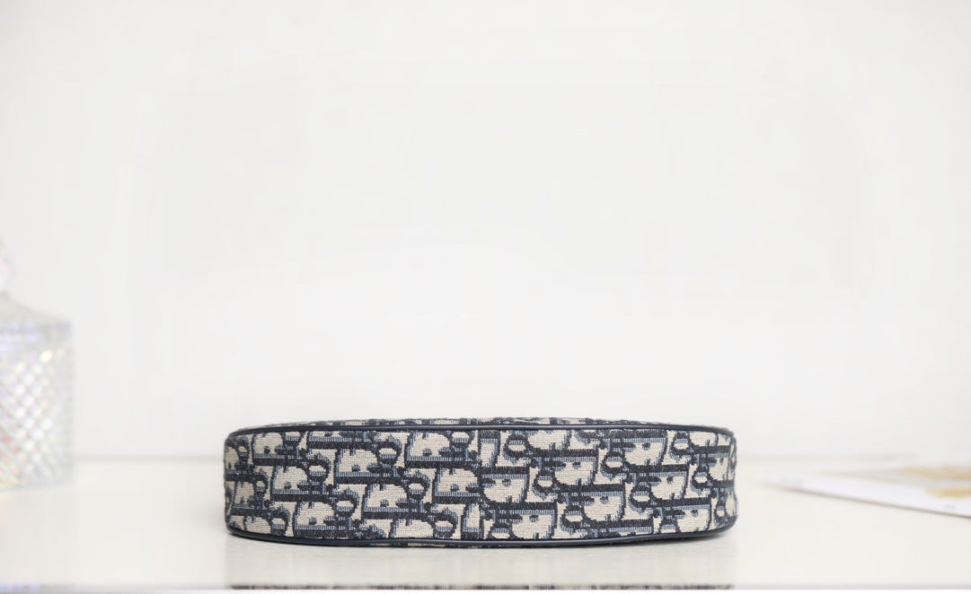 DIOR CD LOUNGE 26 BAG IN BLUE OBLIQUE JACQUARD