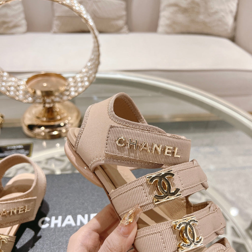 CHANEL Double C  Xiaoxiang Chain Fabric Head Chunky Sandal Cream Lambskin