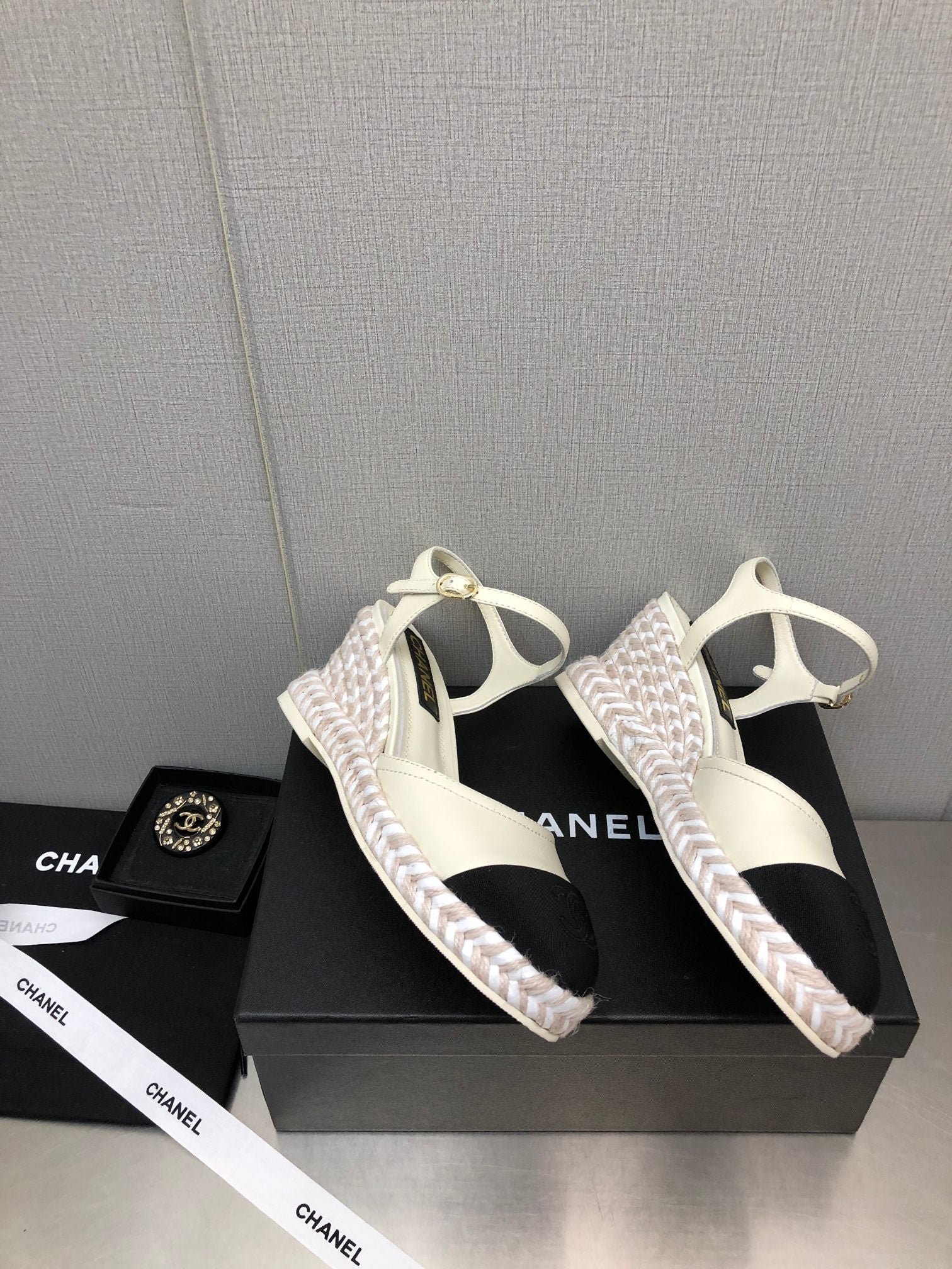CHANEL MARY JANE WEDGE WHITE LAMBSKIN