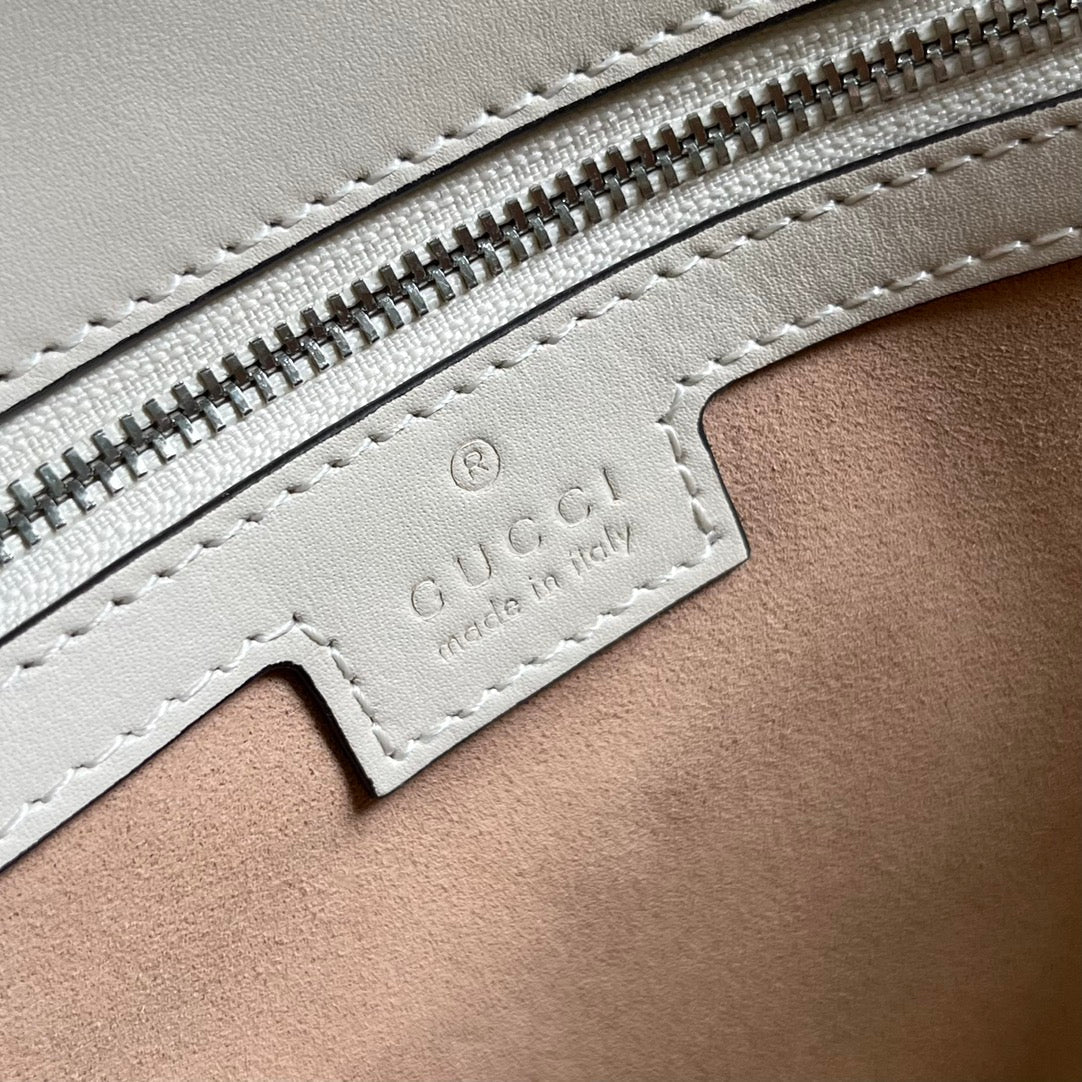 GUCCI SMALL 27 HANDBAG IN WHITE CALFSKIN