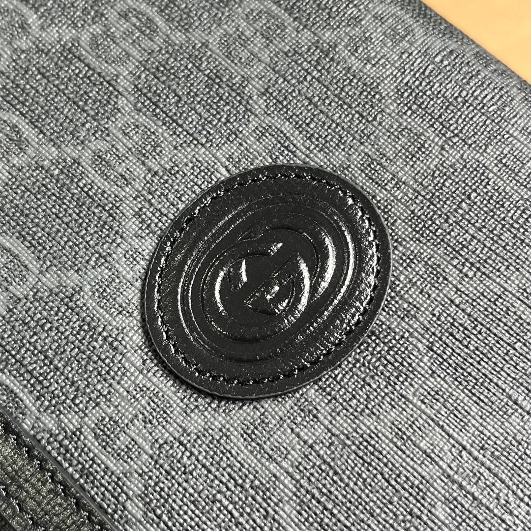 GUCCI CLASP CLUTCH 20 IN BLACK CANVAS AND CALFSKIN
