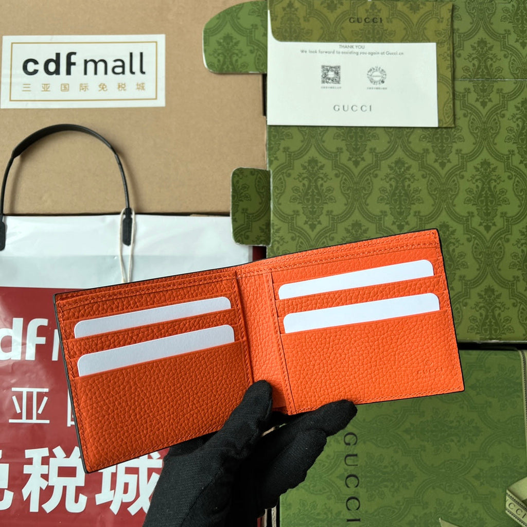 GUCCI WALLET 11 IN ORANGE EMBOSSED CALFSKIN