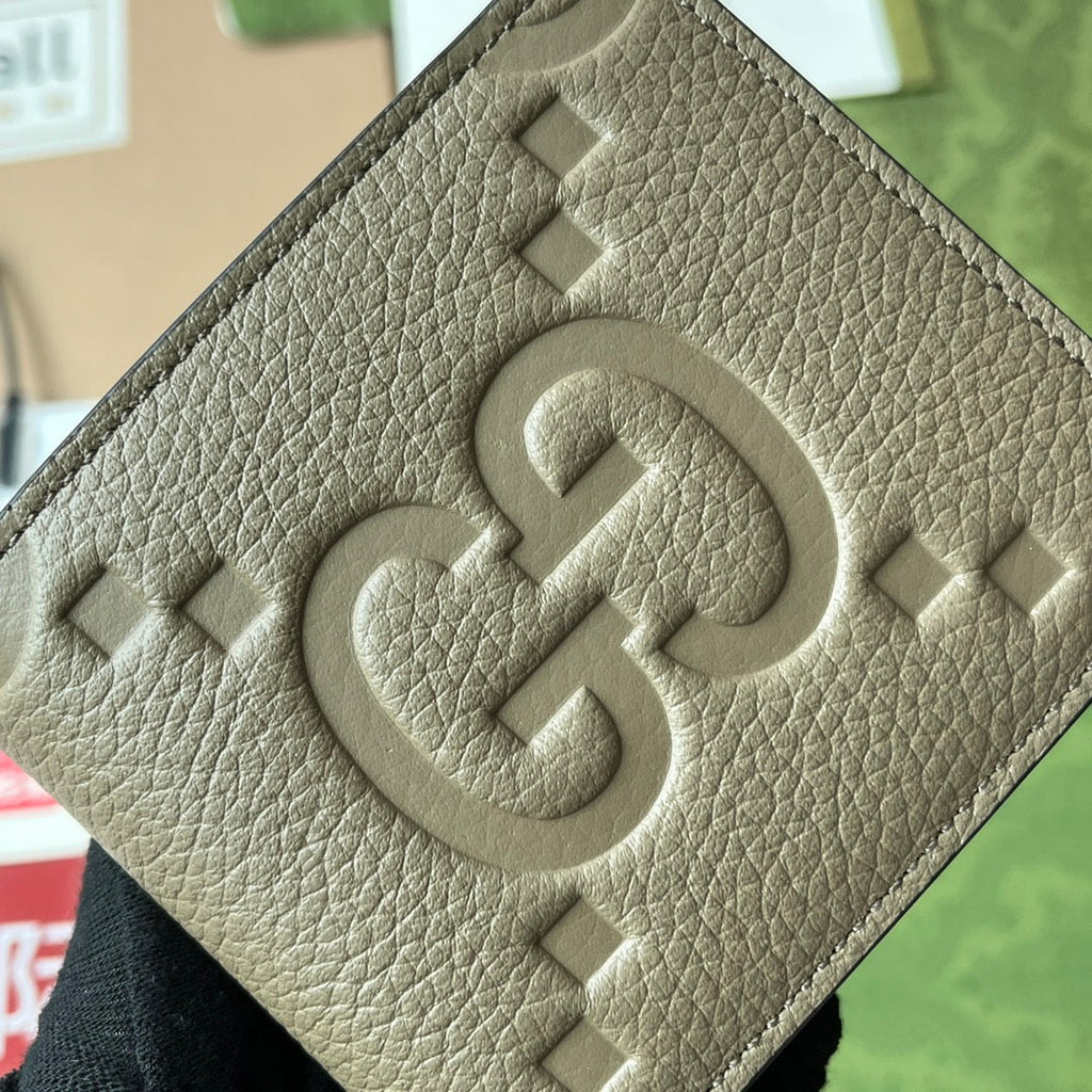 GUCCI WALLET 11 IN MOSS GREEN EMBOSSED CALFSKIN