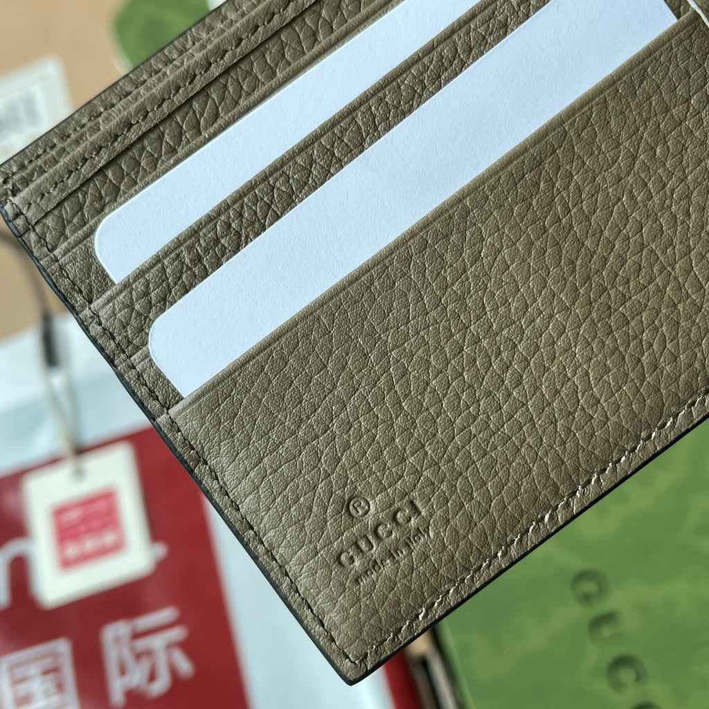 GUCCI WALLET 11 IN MOSS GREEN EMBOSSED CALFSKIN