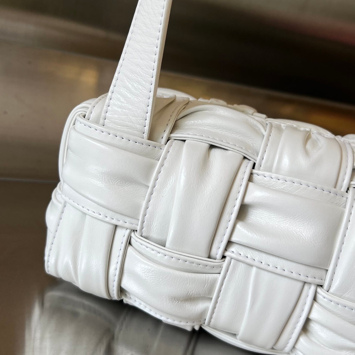 BOTTEGA VENETA SMALL BRICK CASSETTE 23 IN WHITE SOFT LAMBSKIN