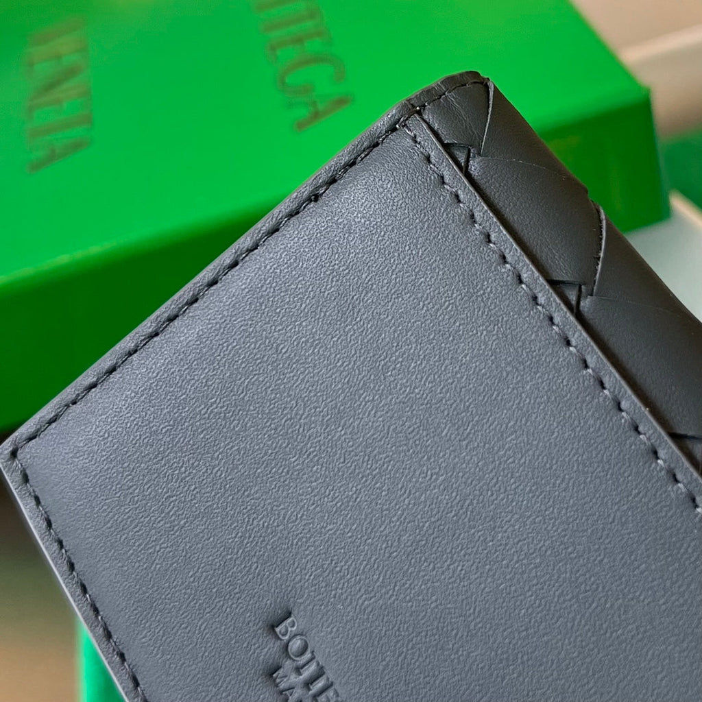 BOTTEGA VENETA INTRECCIATO BUSINESS 11 BLACK CALFSKIN CARD CASE