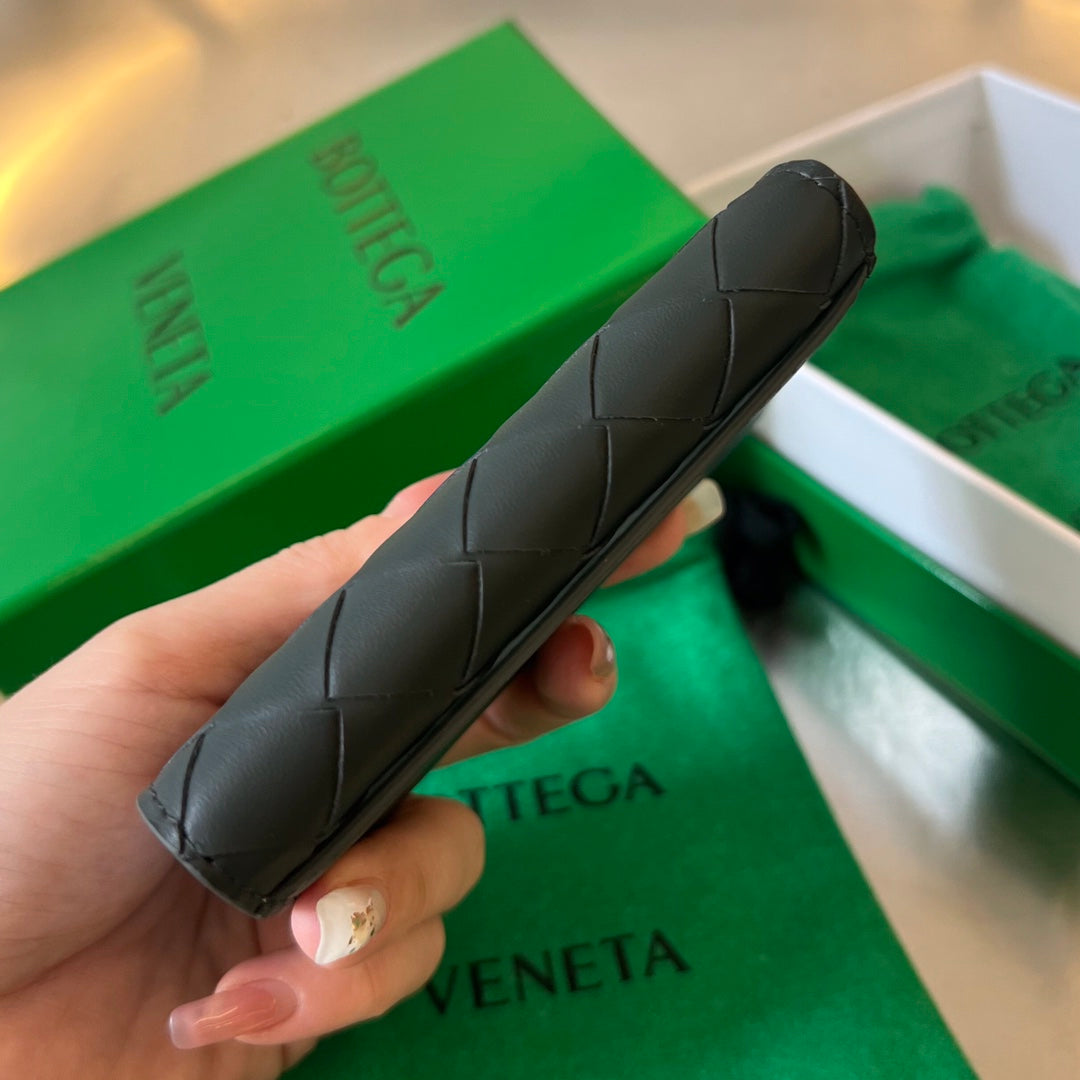 BOTTEGA VENETA INTRECCIATO BUSINESS 11 BLACK CALFSKIN CARD CASE