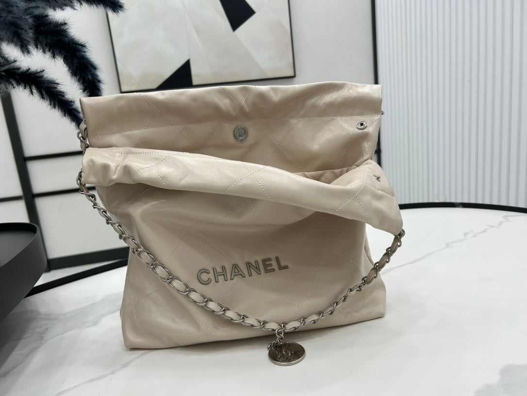 CHANEL MEDIUM 37 HANDBAG IN BEIGE CREAM CALFSKIN SILVER HARDWARE