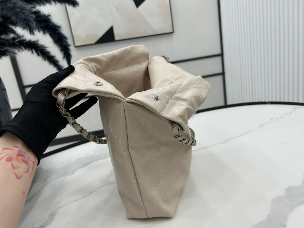 CHANEL MEDIUM 37 HANDBAG IN BEIGE CREAM CALFSKIN SILVER HARDWARE