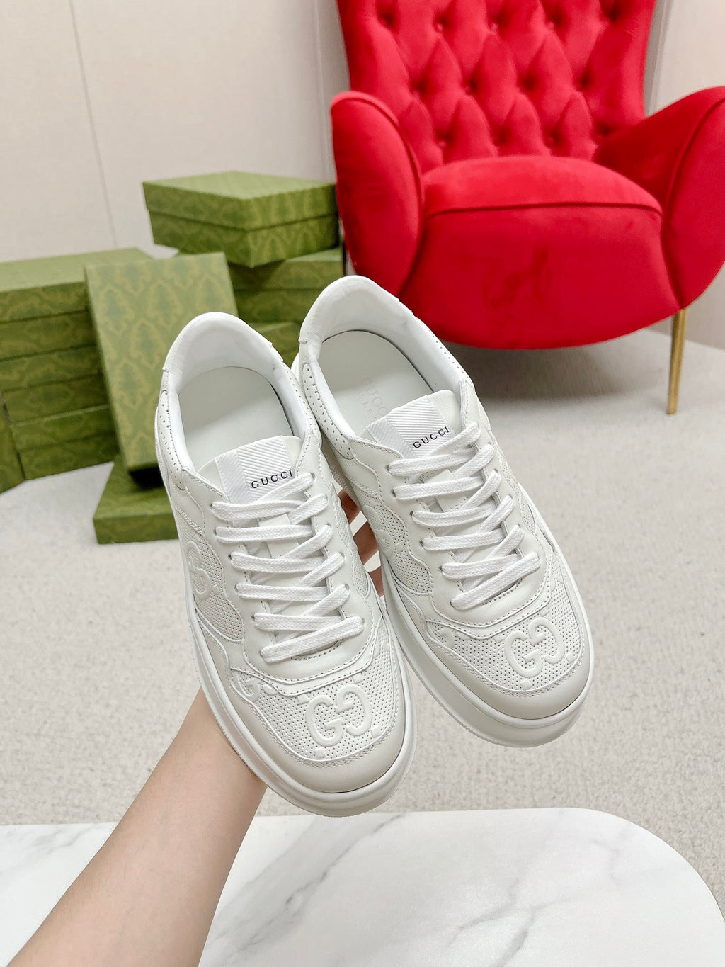 GUCCI EMBOSSED TRAINER WHITE CALFSKIN