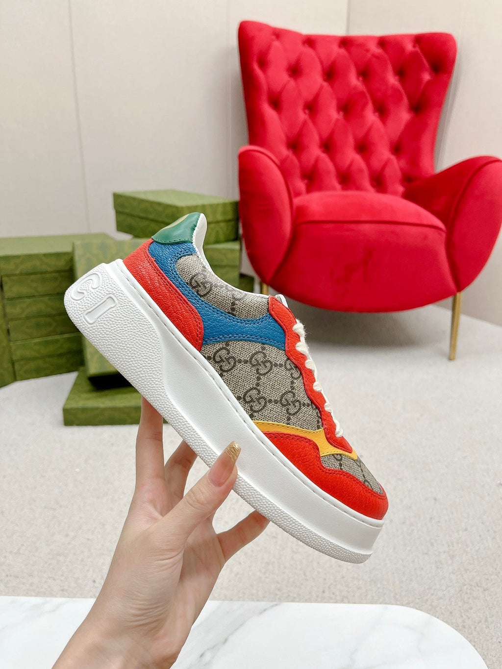 GUCCI TRAINER LIGHT BROWN AND CANDY CALFSKIN