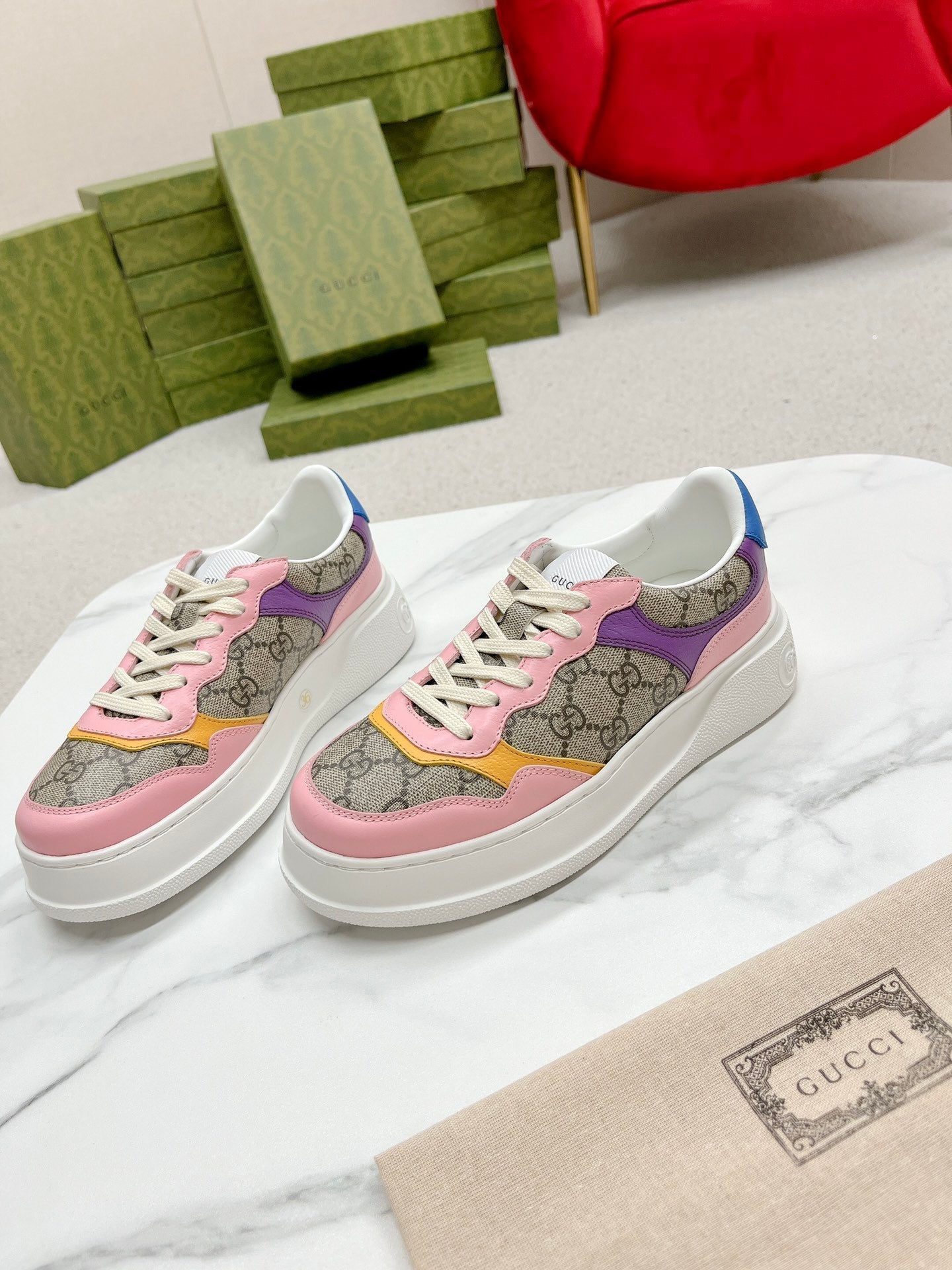 GUCCI TRAINER LIGHT BROWN AND PINK CALFSKIN