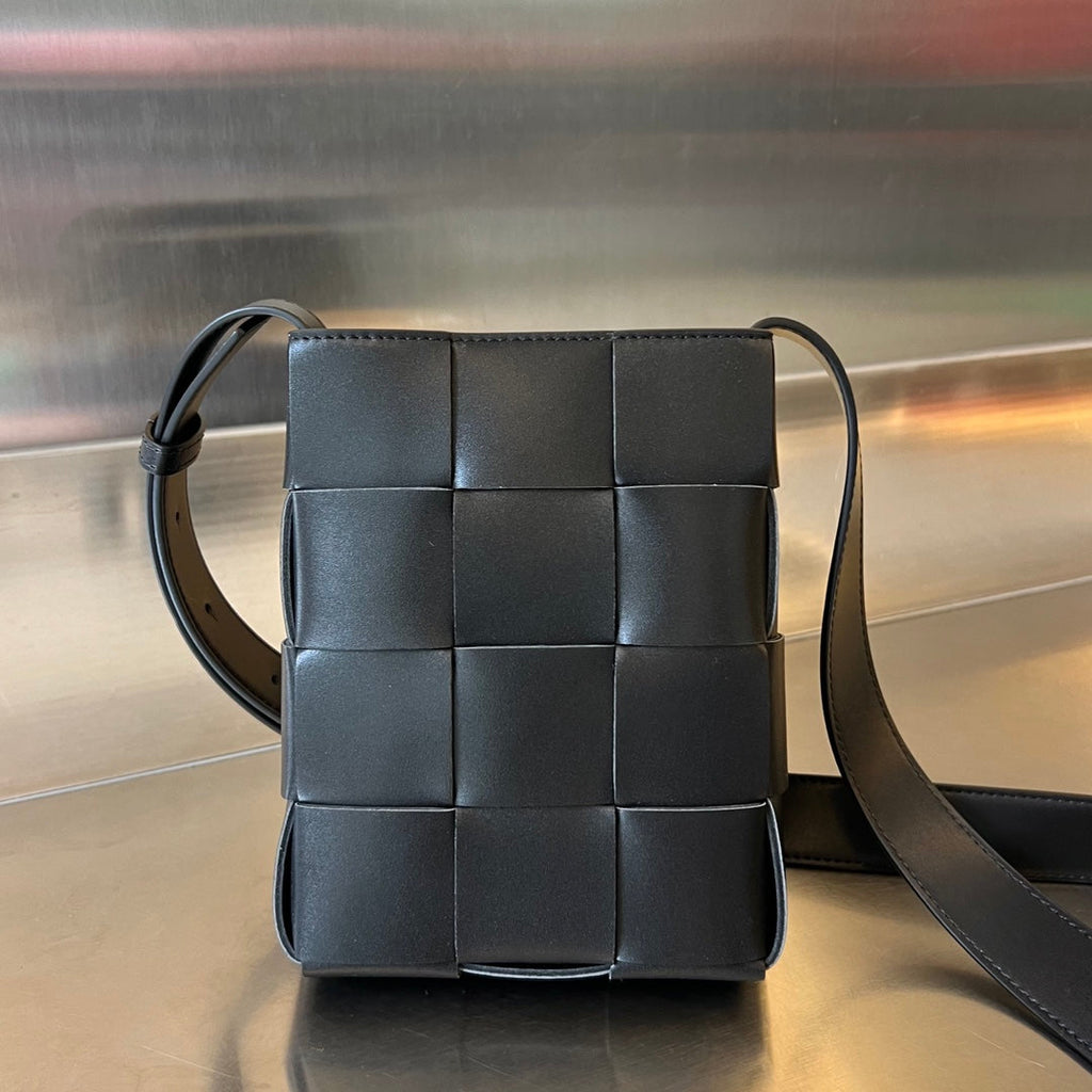 BOTTEGA VENETA PHONE BAG 18 IN BLACK LAMBSKIN