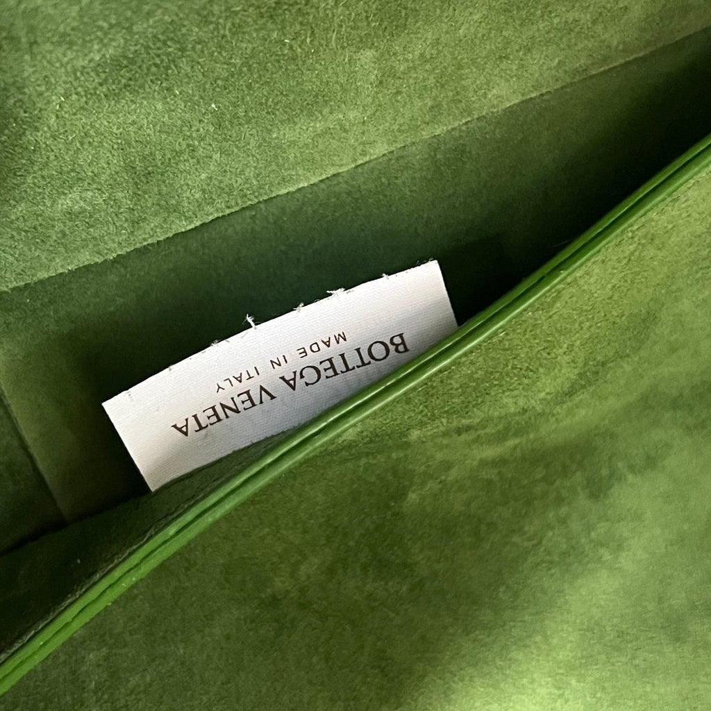 BOTTEGA VENETA ARCO TOTE 36 IN GLADE GREEN CALFSKIN