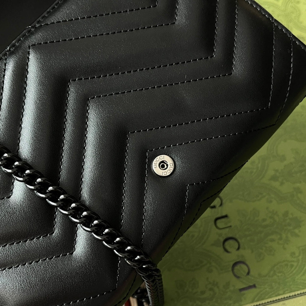 GUCCI MARMONT QUILTED HANDBAG 20 IN BLACK CALFSKIN