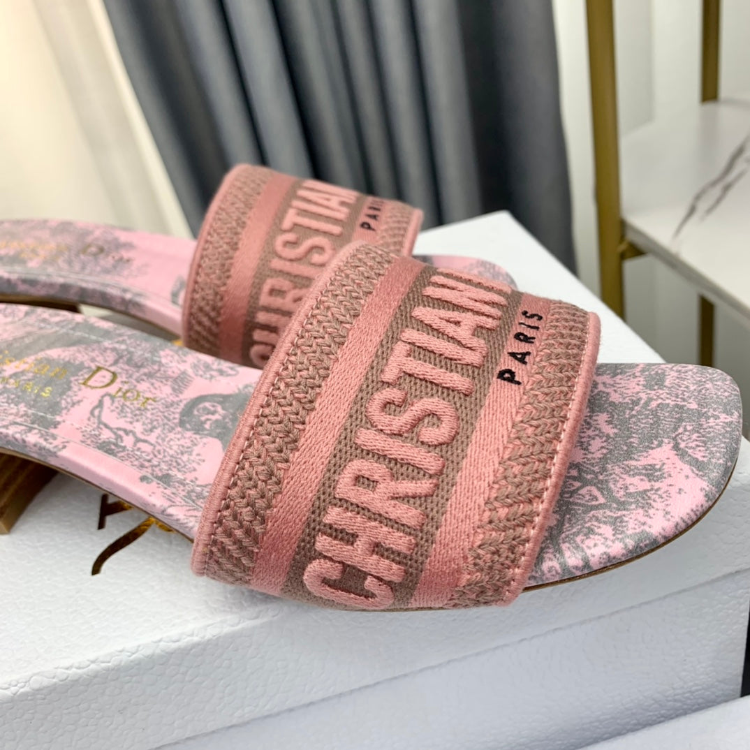 DIOR CD Mule Dway Heeled Slide 45mm Style 78