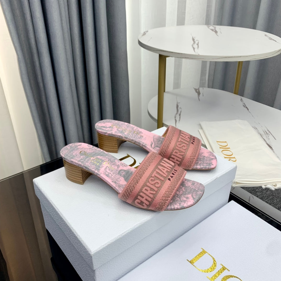 DIOR CD Mule Dway Heeled Slide 45mm Style 78