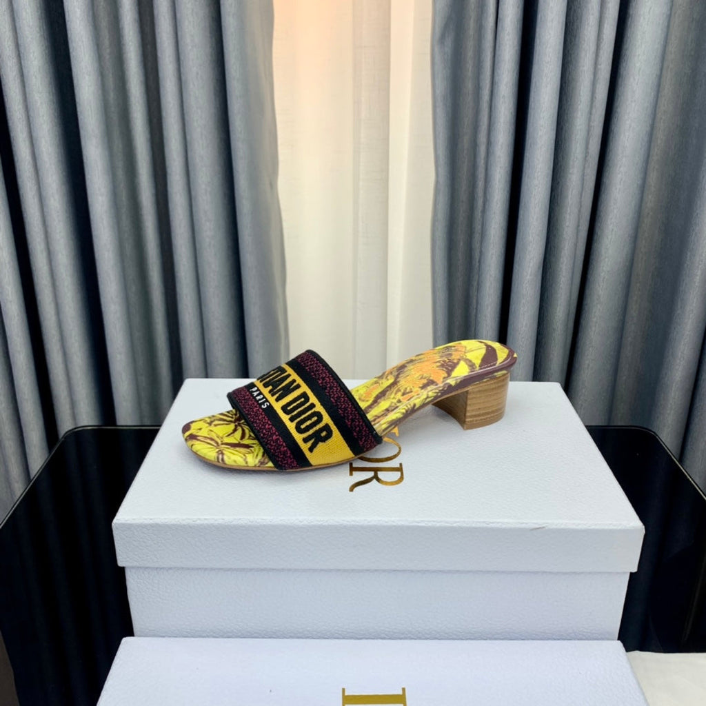 DIOR CD Mule Dway Heeled Slide 45mm Style 72