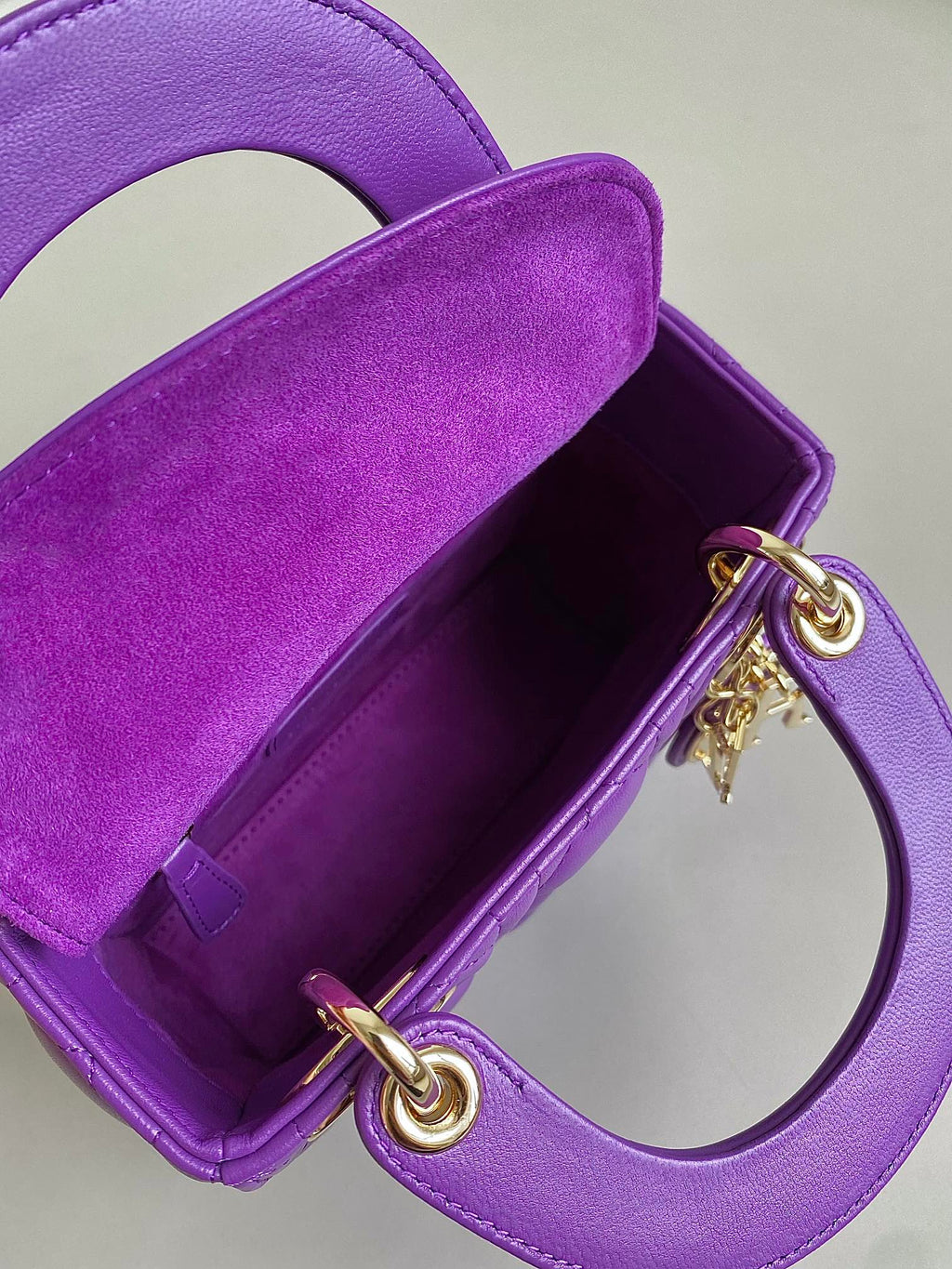 DIOR LADY 17 IN VIOLET PURPLE LAMBSKIN WITH CANNAGE PATTERN