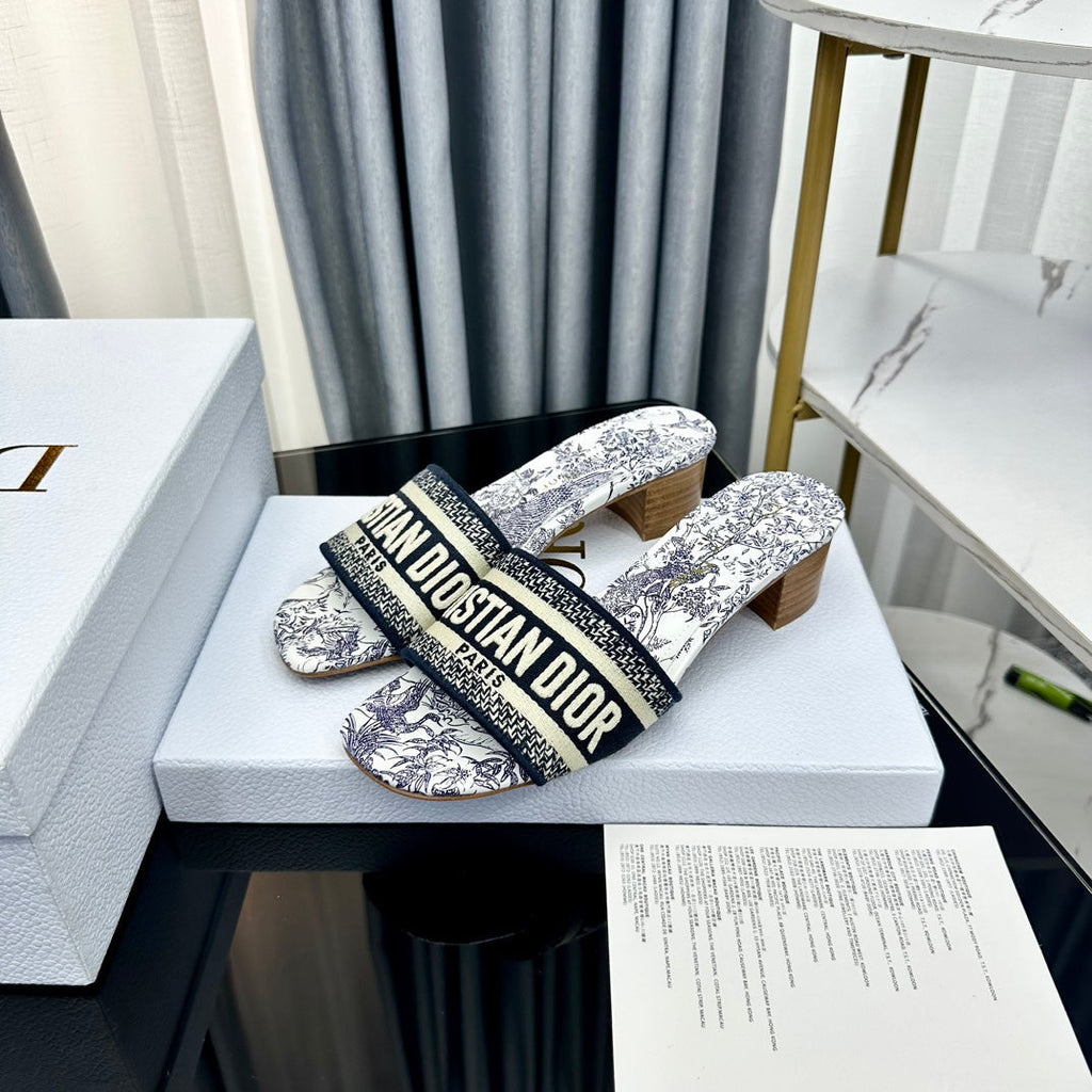 DIOR CD Mule Dway Heeled Slide 45mm Style 64