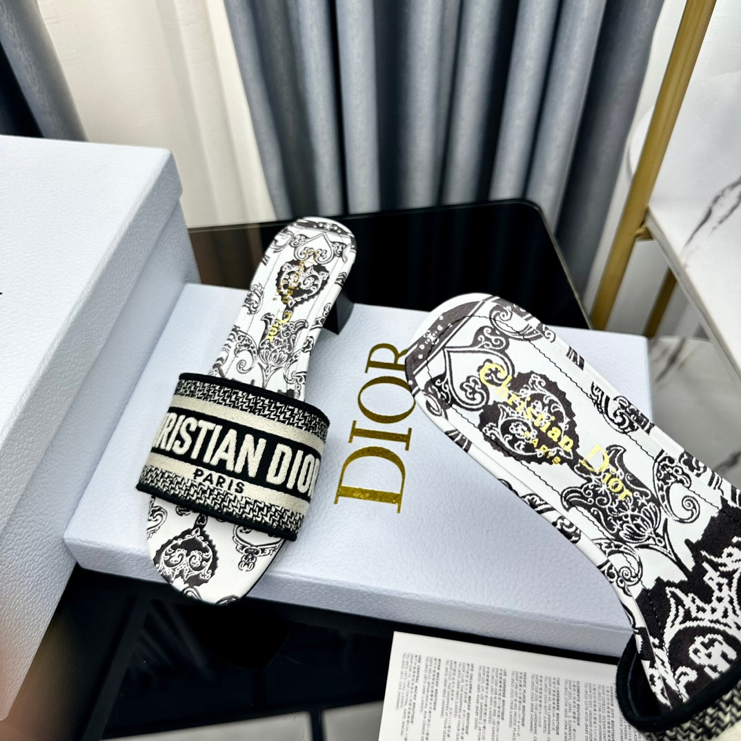 DIOR CD Mule Dway Heeled Slide 45mm Style 63