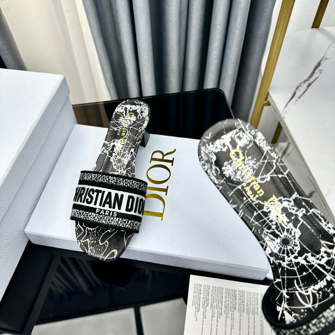 DIOR CD Mule Dway Heeled Slide 45mm Style 52