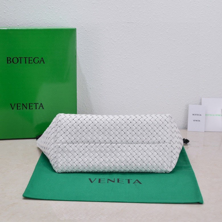 BOTTEGA VENETA Large Cabat 45cm White Lambskin Ghw