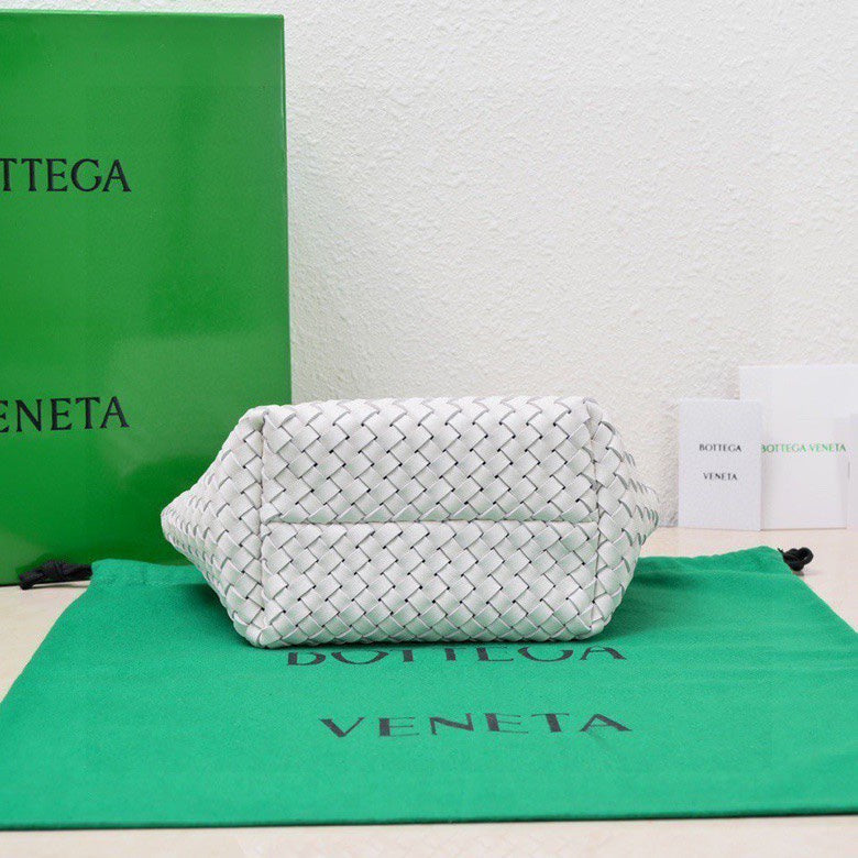 BOTTEGA VENETA Mini Cabat 20cm White Lambskin Ghw
