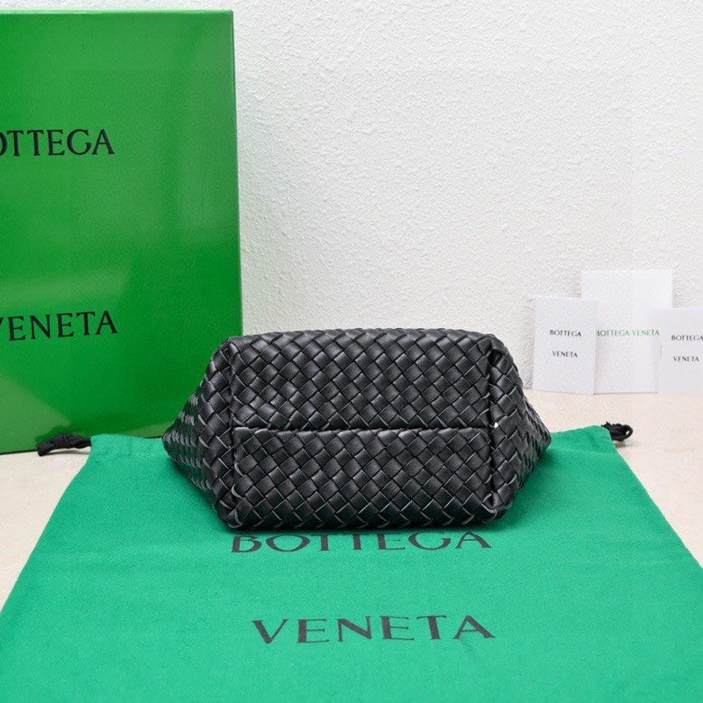 BOTTEGA VENETA Mini Cabat 20cm Black Lambskin Ghw