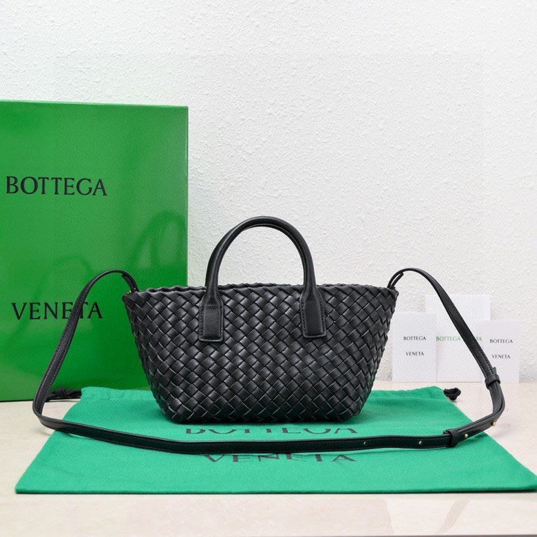 BOTTEGA VENETA Mini Cabat 20cm Black Lambskin Ghw
