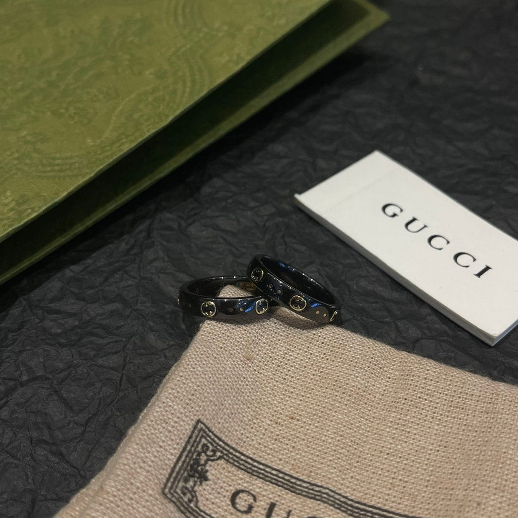18K Double Gucci Icon Black Corundum Ring
