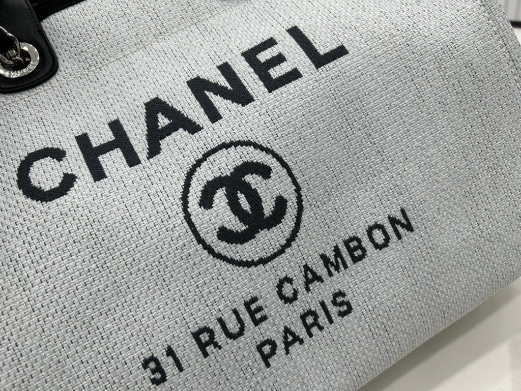 CHANEL DEAUVILLE LARGE 38 TOTE BAG IN LIGHT GREY CANVAS WITH BLACK LOGO