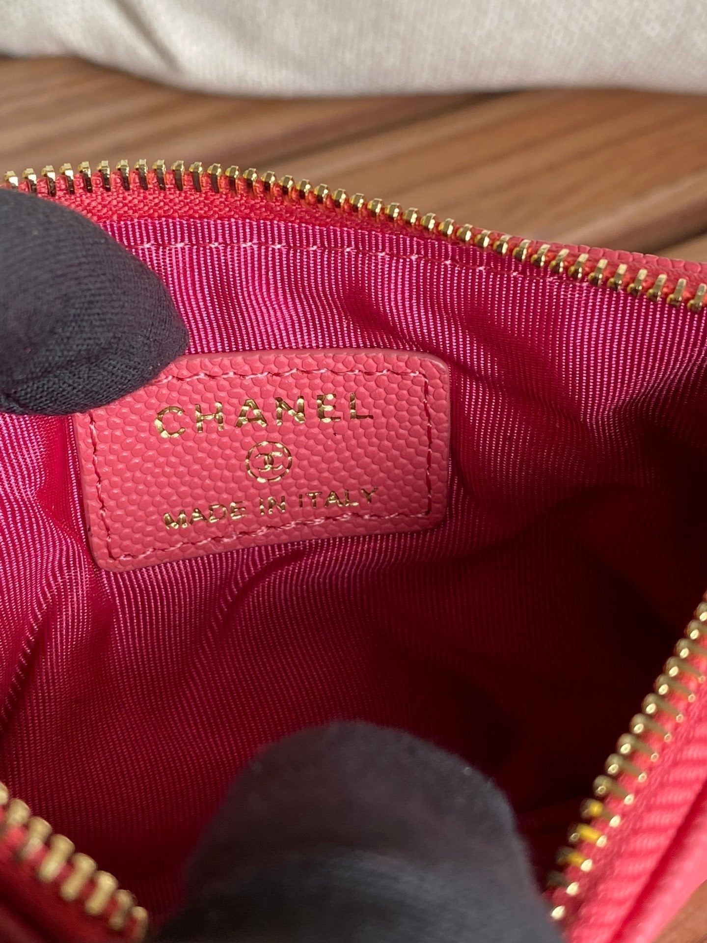CHANEL CLASSIC SMALL 15 ZIPPED POUCH IN BLUSH RED GRAINED CALFSKIN