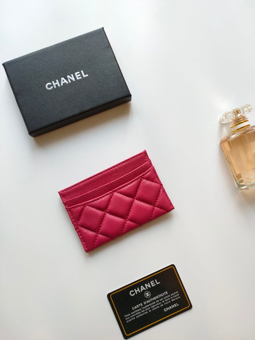CHANEL CARD HOLDER 11.2 RED PINK GRAINED CALFSKIN GOLD ICON