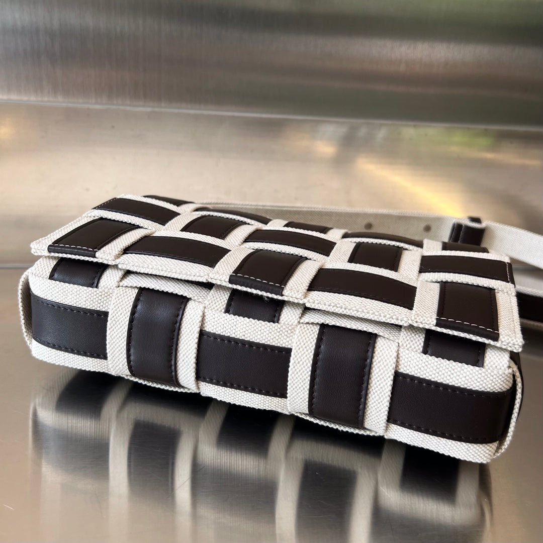 BOTTEGA VENETA MINI CASSETTE 23 IN BLACK WHITE CALFSKIN