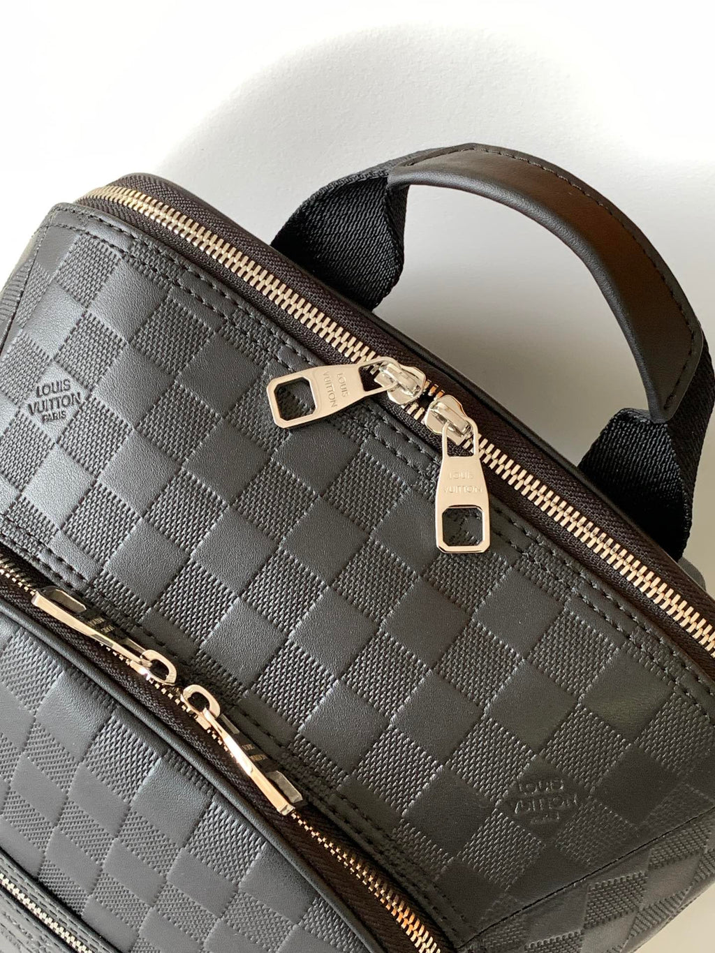LOUIS VUITTON LV 25S MICHAEL BACKPACK 42 IN EMBOSSED DAMIER INFINI BLACK CALFSKIN