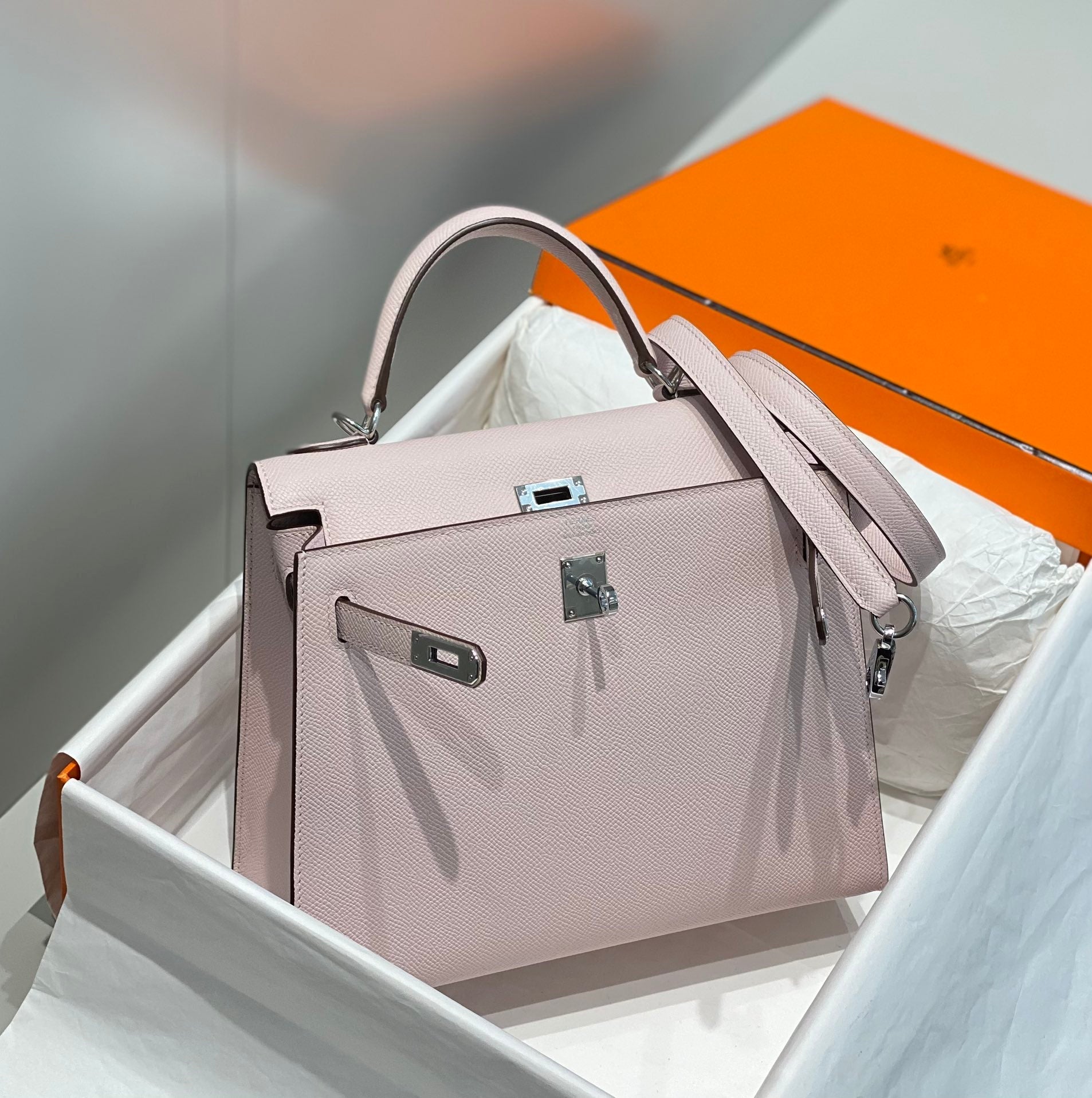 HERMES KELLY 25CM IN EPSOM MAUVE SWIFT CALFSKIN SILVER HARDWARE