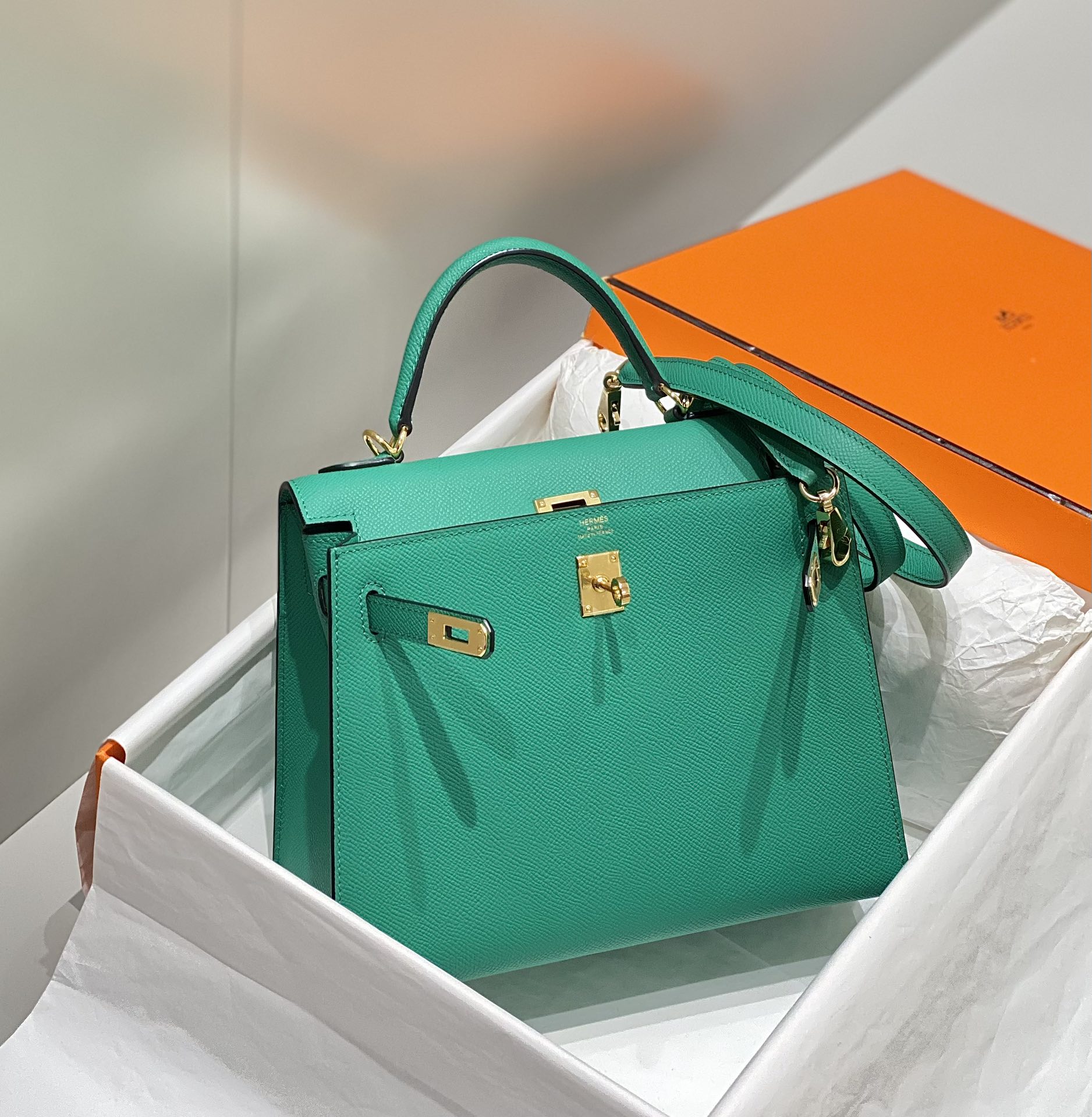 HERMES KELLY 25CM IN VERT VERTIGO EPSOM CALFSKIN GOLD HARDWARE