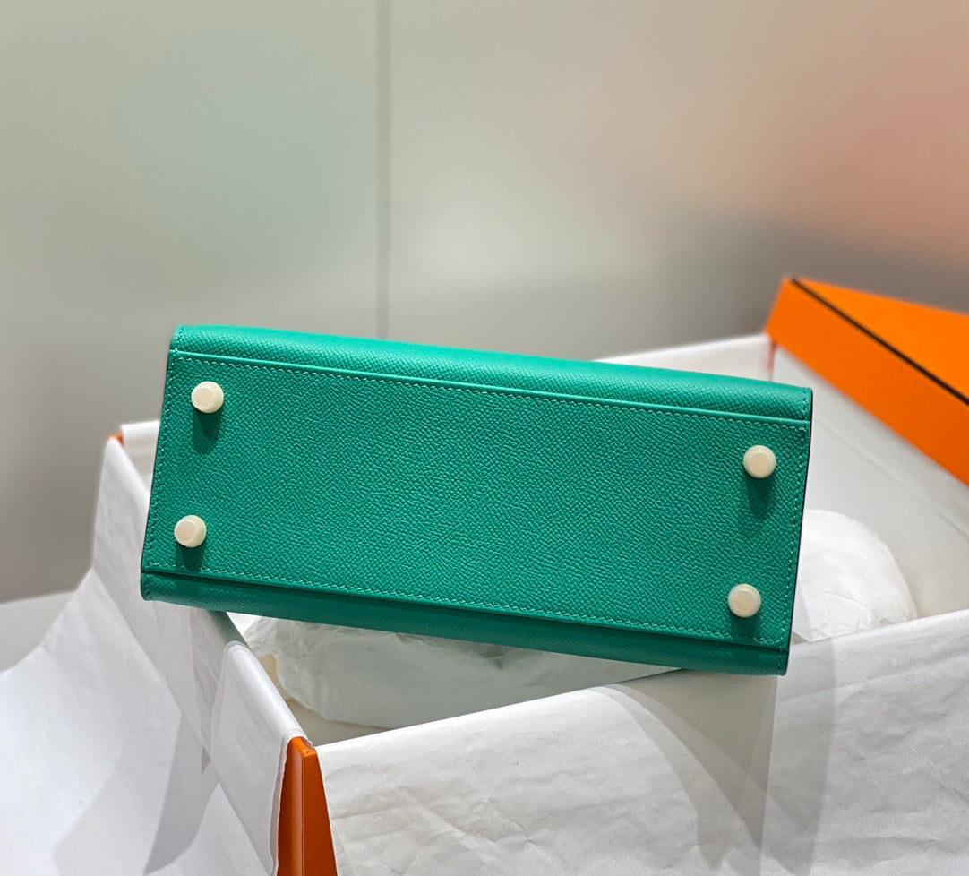 HERMES KELLY 25CM IN VERT VERTIGO EPSOM CALFSKIN GOLD HARDWARE