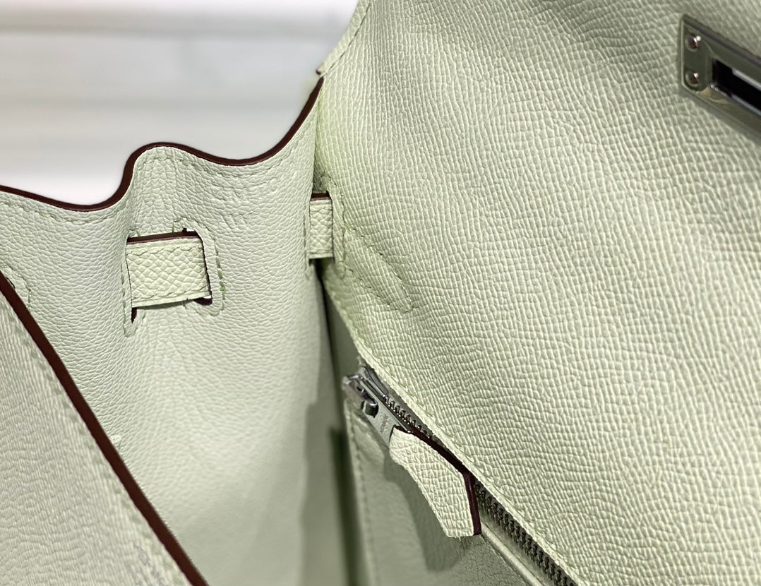 HERMES KELLY 25CM IN VERT FIZZ SWIFT CALFSKIN SILVER HARDWARE