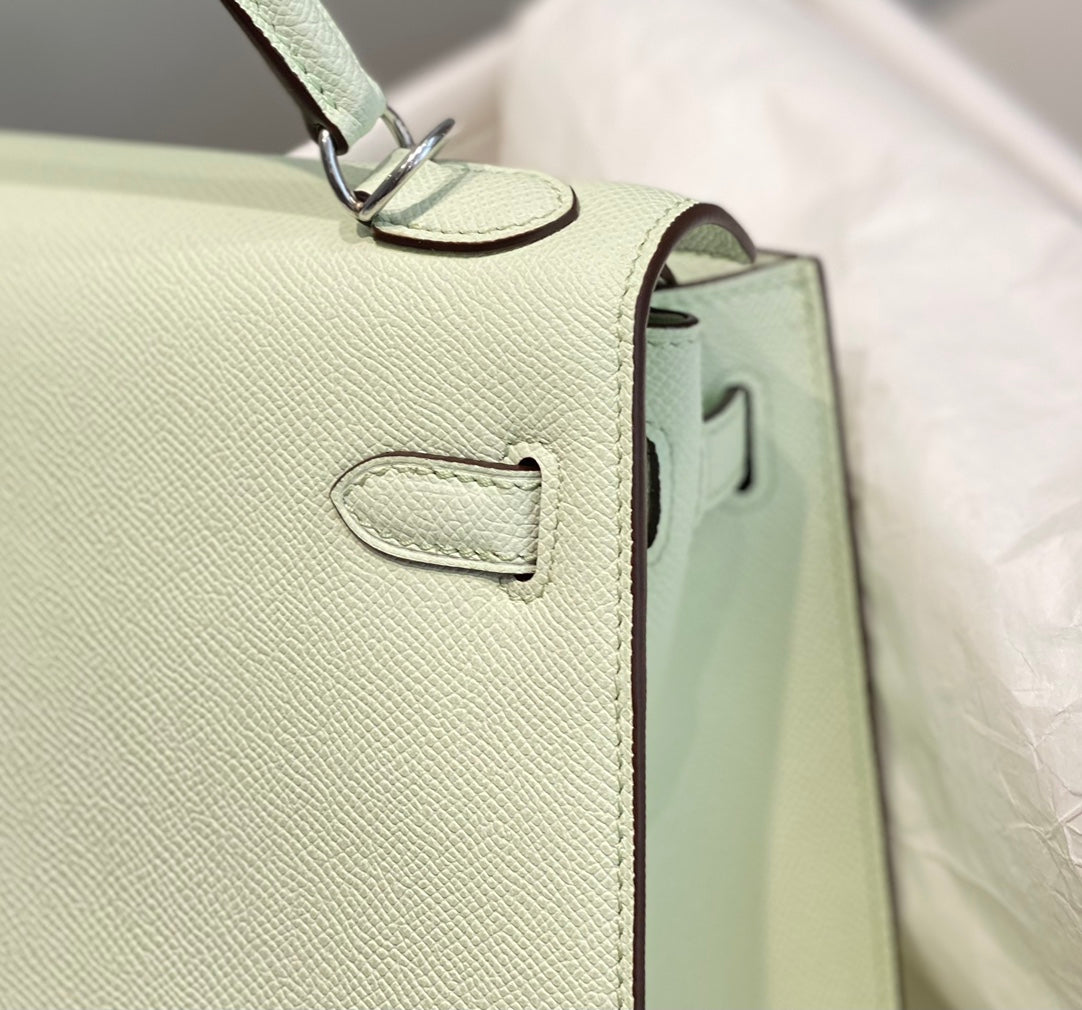 HERMES KELLY 25CM IN VERT FIZZ SWIFT CALFSKIN SILVER HARDWARE